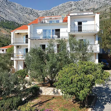 Apartment With Sea View X